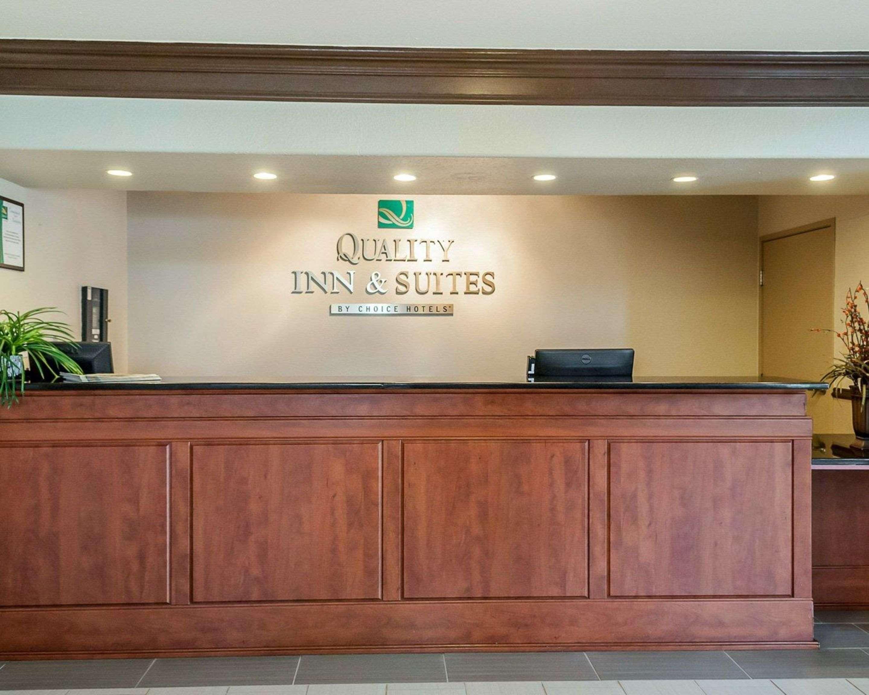 Quality Inn & Suites Albuquerque West Zewnętrze zdjęcie